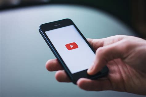 3 Cara Memutar YouTube di Latar Belakang pada Smartphone dengan Mudah