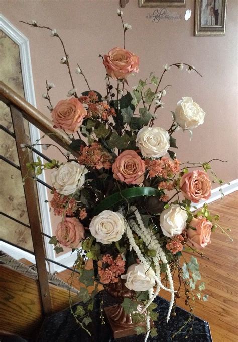 If you're looking for a subtle accent to your living room, silk iris flowers make a great addition. Pin by Natalya Ridna on Silk flowers arrangements | Dining ...