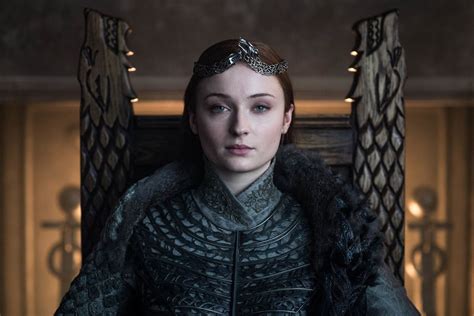 Game Of Thrones Finale Sansa Starks Queen In The North Hairstyle Vox