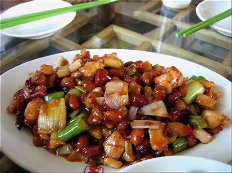 Add ginger and garlic and cook until fragrant, 1 minute. Szechuan Kung Pao Chicken (Gong Bao Ji Ding) - BigOven 180978