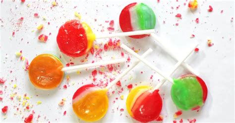 15 Fun Easy Homemade Lollipop Recipes To Make
