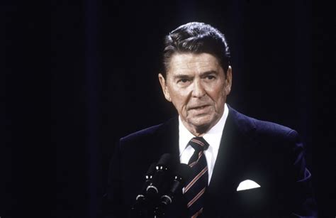 Ronald Reagan Making A Speech Photo Print 10 X 8