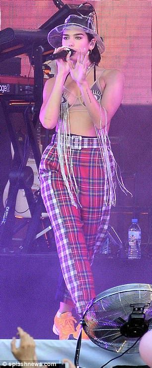 Dua Lipa Flaunts Her Taut Abs In A TINY Tassel Bra During Electrifying