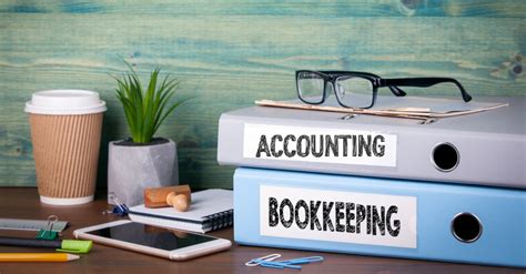 Smal Business Accounting Whats The Difference Between A Bookkeeper