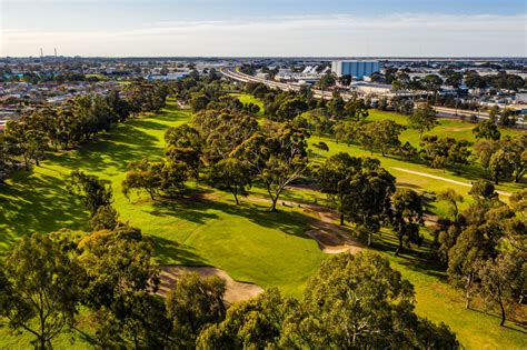 Adelaides Community Golf Course Regency Park Golf