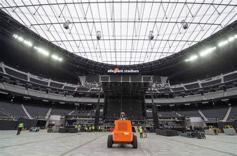 Garth Brooks Plays First Stadium Show Since Pandemic Billboard