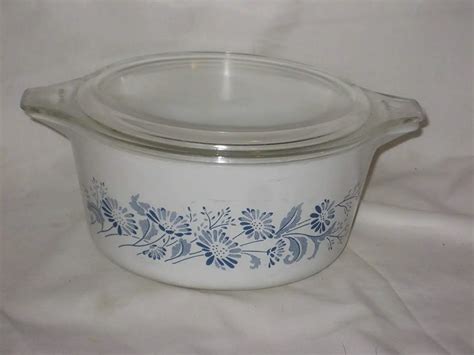 Buy Vintage Pyrex White And Blue Colonial Mist 1 1 2 Liter Casserole W Clear Glass Lid In Cheap