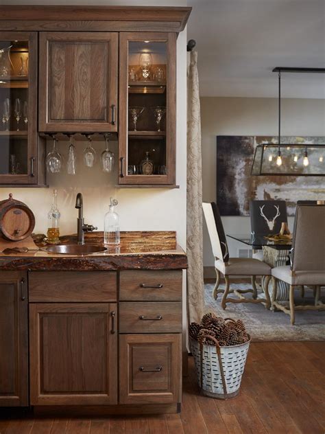 Going bar hopping is fun and all, but sometimes you just prefer drinking at home in your pajamas, or you simply can't go to your favorite cocktail lounges and dives these days. 15 Stylish Small Home Bar Ideas | HGTV