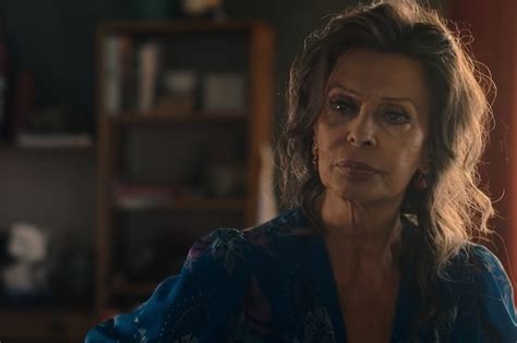 Netflix Review Sophia Loren Remains A Glorious Screen Presence In The