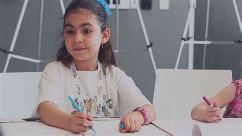 He was born in april 3 in 1693 in. Doodle 4 Google: una bambina di 6 anni vince la borsa di ...