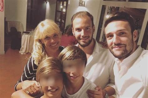 Un post condiviso da walter zenga (@walterzenga_official) in data: Roberta Termali, madre di Andrea Zenga: Non parlo con ...