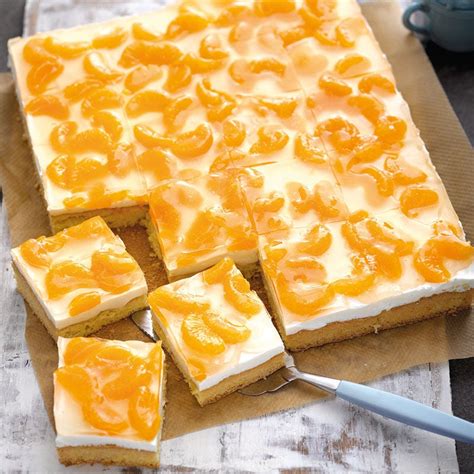 Für den boden die zutaten zusammenkneten. Schmand-Schnitte mit Mandarinen Rezept | WW Deutschland
