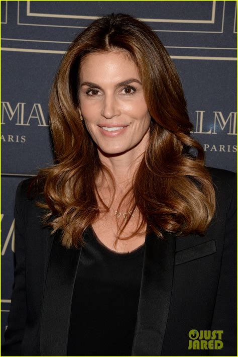 Cindy Crawford Announces Shell Retire From Modeling At 50 Photo
