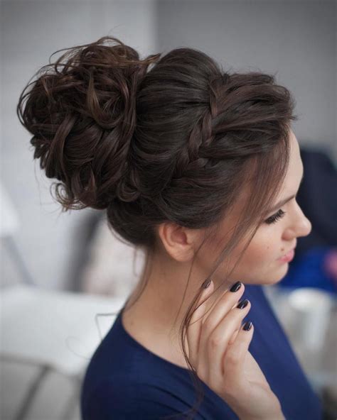20 Photo Of Messy Bun Prom Hairstyles With Long Side Pieces