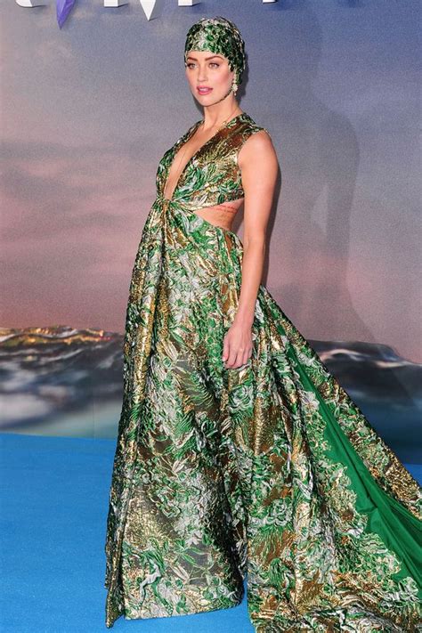 Amber Heard Wows At Aquaman Premiere In Mermaid Inspired Emerald Gown