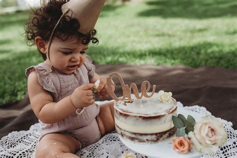 9 Tips For Top Outdoor Cake Smash Photos Click Love Grow