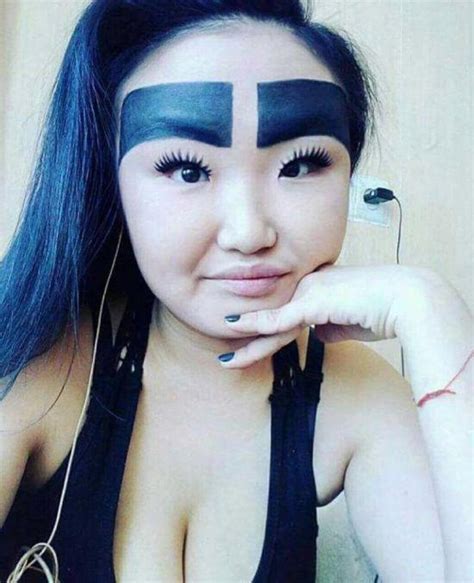 8 Worst Eyebrow Fails That Give Artistic Shame A New Name