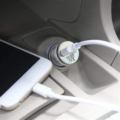 2 Pcs New White Usb Car Charger Power Adapter For Apple Ipod Touch For