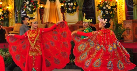Gereja santa maria fati +itf. Koleksi Foto-foto Tari Merak Jawa Barat