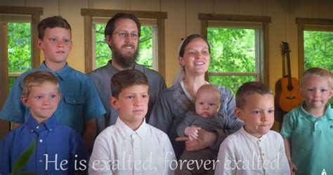 Christian Family Sings Melodious ‘Mashup Worship’ Together | God TV