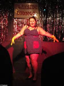 plus size burlesque dancer lillian bustle wants women to embrace their bodies daily mail online
