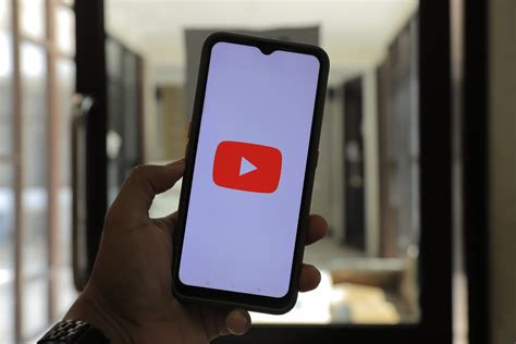 Cara Menambah Channel Youtube di Handphone dan Laptop