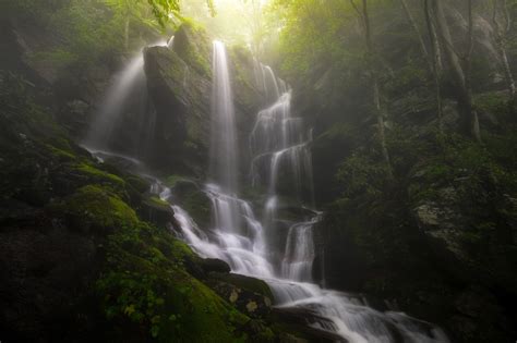 7 Amazing Waterfalls In North Carolina Drivin And Vibin