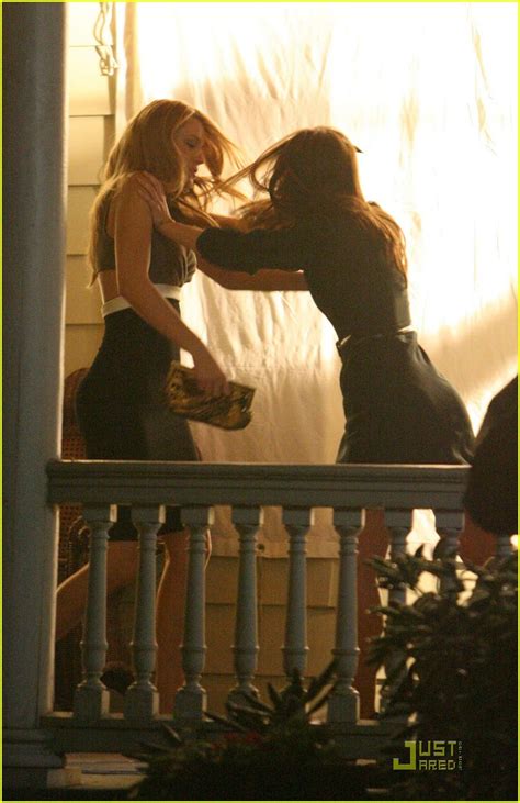 Gossip Girl Fight Photo 1344511 Blake Lively Celebrity Guess