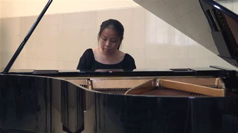 Located around dianchi lake, looking western hills in the distance, it serves multiple types of cuisines. Philia Janice Graciella plays "Shui Cao Wu" 3rd movement from Mei Ren Yu zu qu ~ Mingxin Du ...