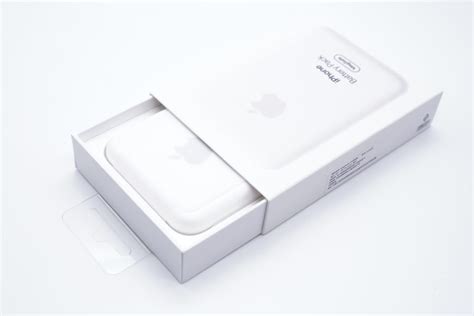 苹果官方首款magsafe磁吸无线充电宝首发评测！ 充电头网