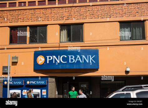 Pnc Bank Hi Res Stock Photography And Images Alamy