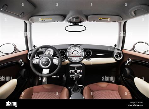 2009 Mini Cooper Clubman S In Beige Dashboard Center Console Gear