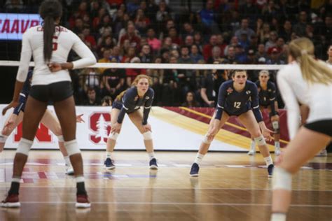 BYU No 4 Women S Volleyball Falls To No 1 Stanford In NCAA National