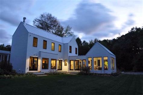 Michigan Farmhouse Was Inspired By Barns