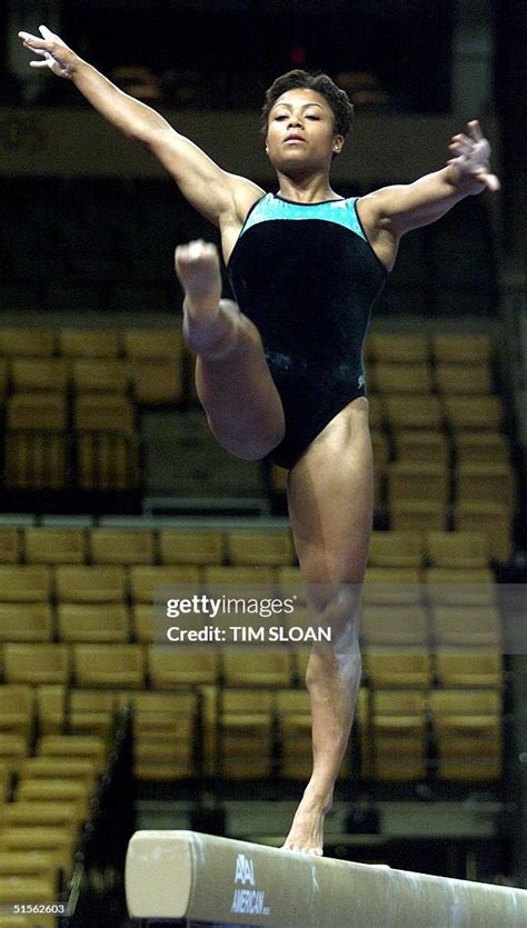 Dominique Dawes A Two Time Olympian Practices Her Balance Beam