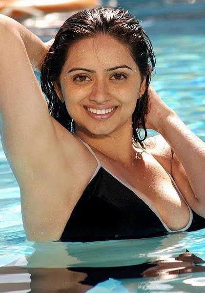 Hot Hema Malini Navel Thigh Cleavage Armpit Show In Bikini Wet Dress Celebrity Shoter