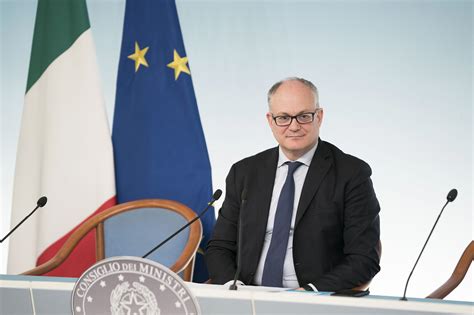 Alle 17 la riunione da cui dovrebbe uscire il. Nuovo Decreto Covid dal Governo entro luglio - PMI.it