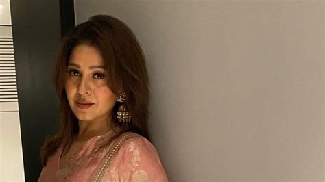 Sunidhi Chauhan Reveals Why She Is No Longer A Judge On Indian Idol Says She Was Told To Praise