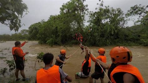 9 Dead 11 Missing As Heavy Rains In Philippines Flood Villages