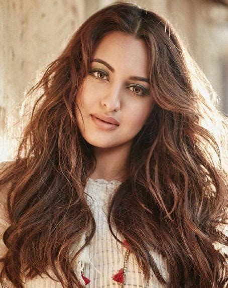 Sonakshi Sinha Death Fact Check Birthday And Age Dead Or Kicking