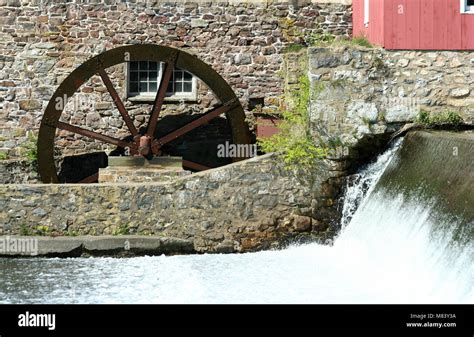 Old Grist Mill Hi Res Stock Photography And Images Alamy