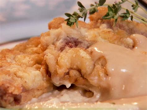 Pour the wet ingredients into the dry ingredients and mix until smooth. Chicken Fried Lamb with White Wine Pan Gravy Recipe ...