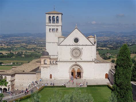 basilica san francesco 02 saint francis of assisi wikimedia commons st francis francis of