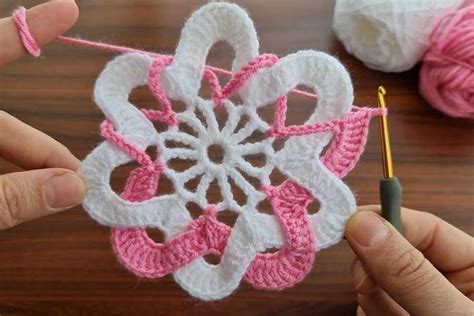 Easy And Beautiful Crochet Flower Motif