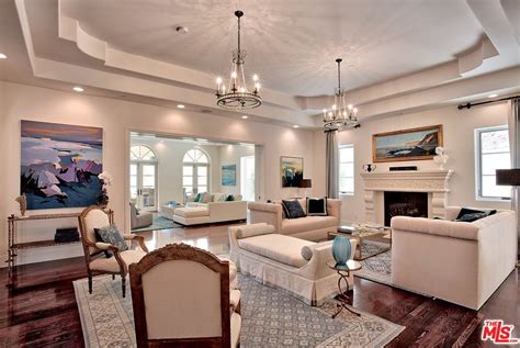 20 Mansion Living Rooms Combed Through 100s Of Mansions