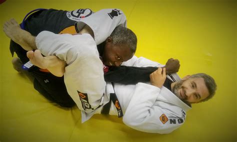Décines Charpieu Art Martial Jiu Jitsu Brésilien Une Nouvelle Discipline Au Club De Lutte