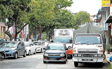 Motorists laud state’s trial run involving 19 roads in George Town