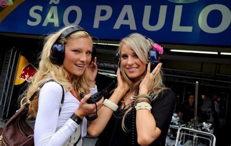 Formula 1 Girls 16 Photos