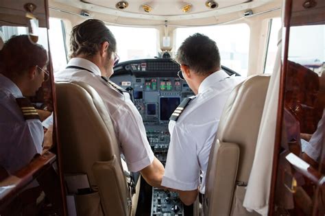 Airline Pilot Career Articles Thrust Flight