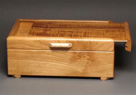 Wooden Box Plans Secret Compartment ~ Be A One